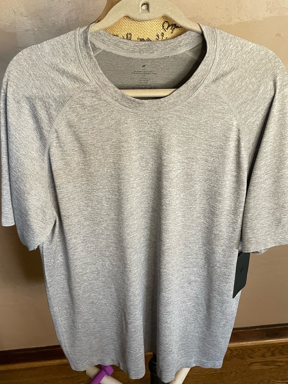 Fabletics Men's The Training Day Tee Short Sleeve Crew Neck Heather Gray NWT XXL